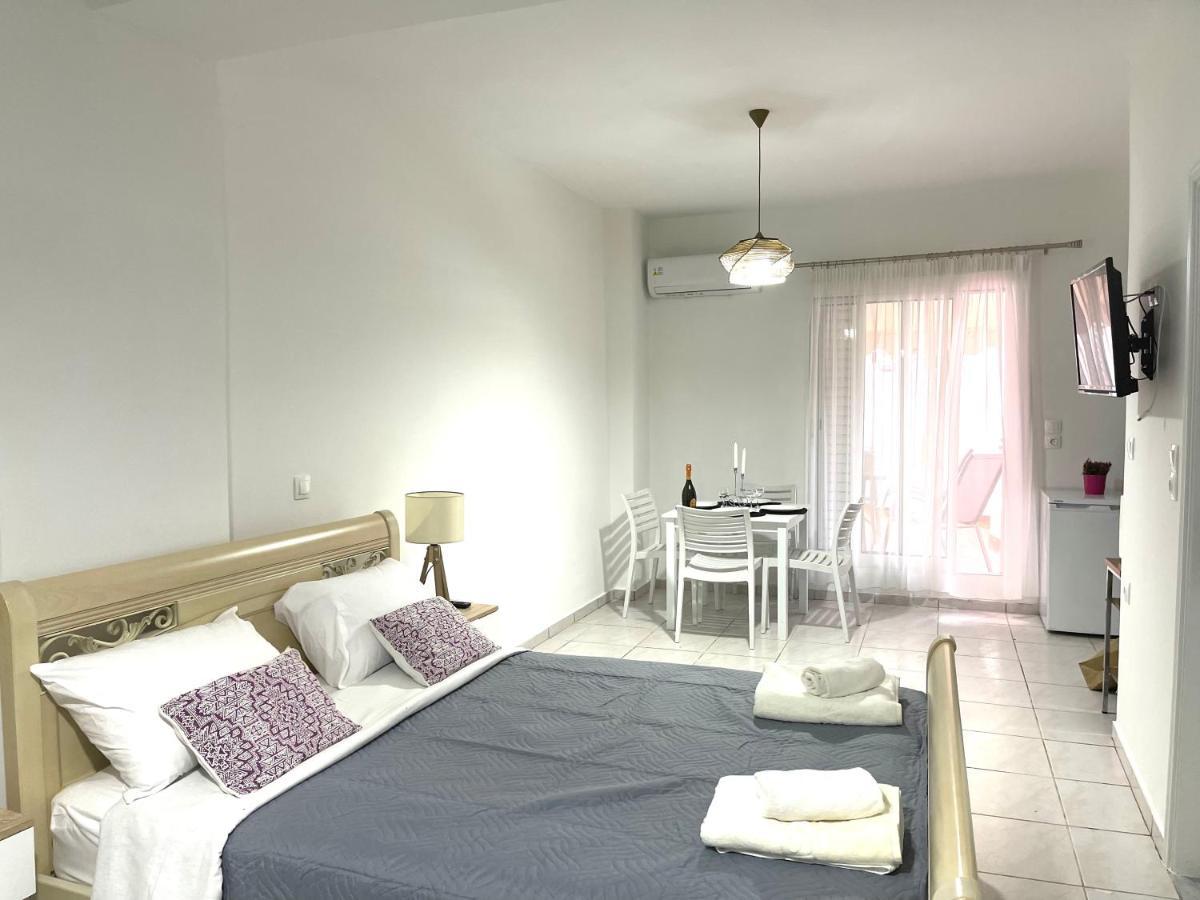 Athens Studio * Athen